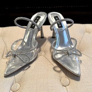 Clear Cinderella silp on sandal